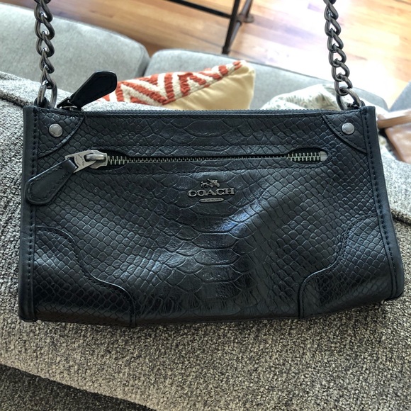 Coach purse - Picture 3 of 4